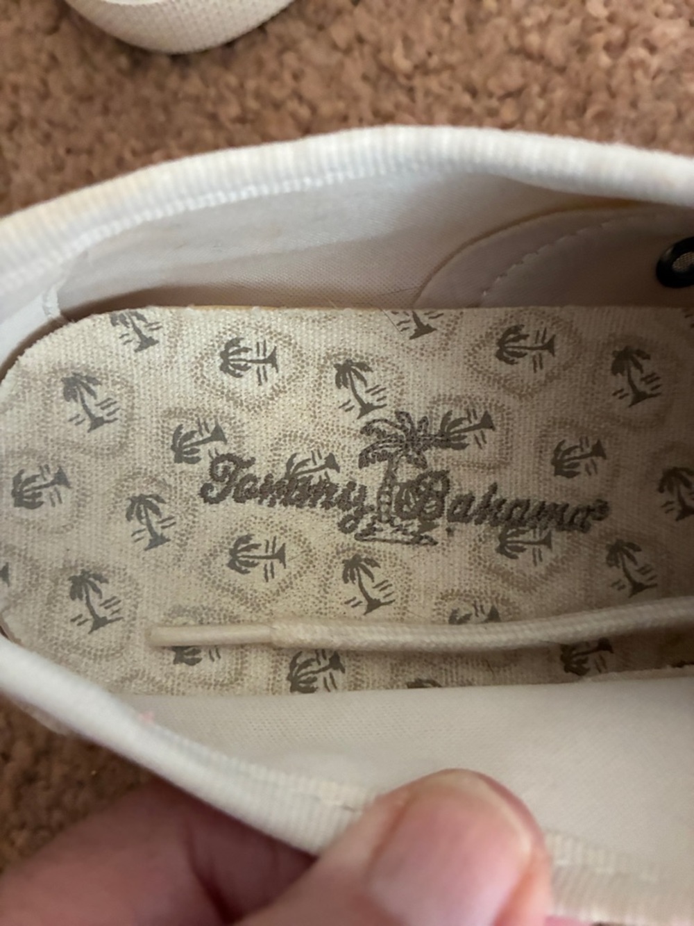 Tommy Bahama women’s Cream  and green Canvas Sneakers with Palm Motif - Picture 9 of 10